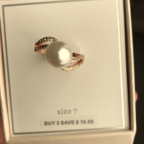 Beautiful ring from Dillard’s - Picture 7 of 8